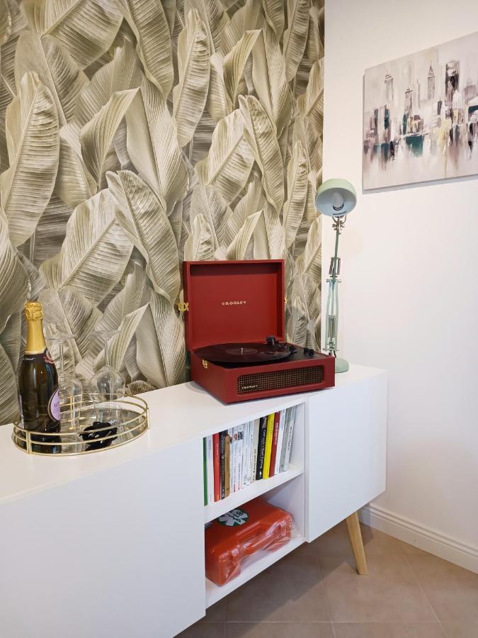 Ai Castelli Apartment - Locazione Turistica Cin It58060C2Fhnreg9A Colonna Kültér fotó